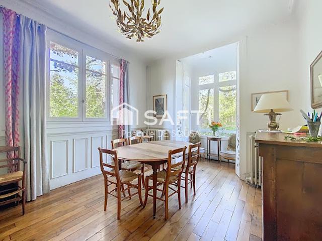 Vente Maison 7 pièces 142 m2 La Celle Saint Cloud