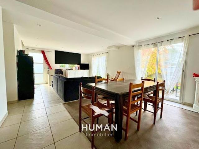 Vente Maison 7 pièces 142 m2 Landévant
