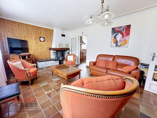 Vente Maison 7 pièces 142 m2 Le Folgoët