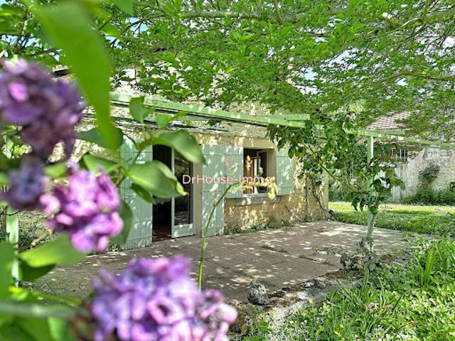Vente Maison 7 pièces 142 m2 Saint Aquilin