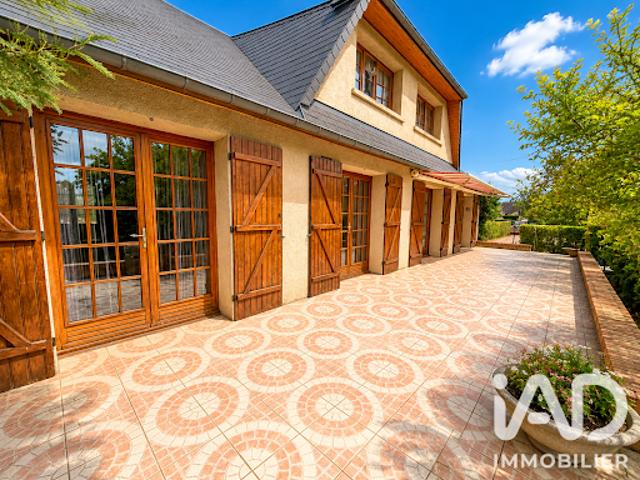Vente Maison 7 pièces 142 m2 Saint Léger de Rôtes