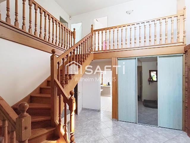 Vente Maison 7 pièces 143 m2 Avrechy