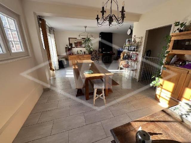 Vente Maison 7 pièces 143 m2 Combs la Ville