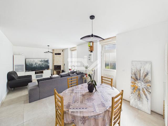 Vente Maison 7 pièces 143 m2 Fismes