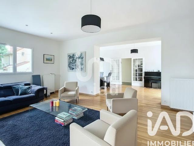 Vente Maison 7 pièces 143 m2 La Varenne Saint Hilaire