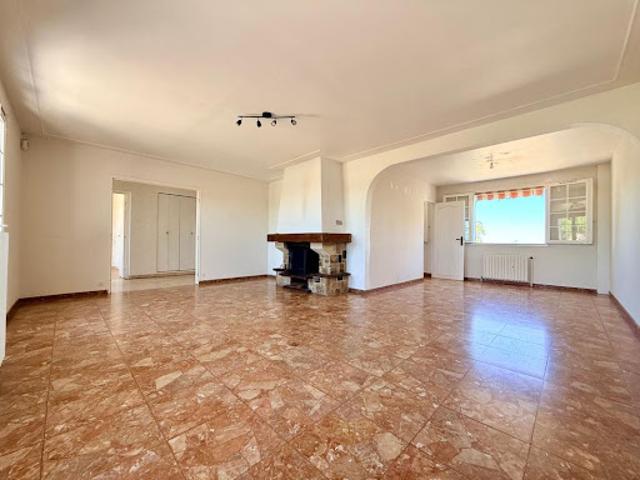 Vente Maison 7 pièces 143 m2 Leudeville