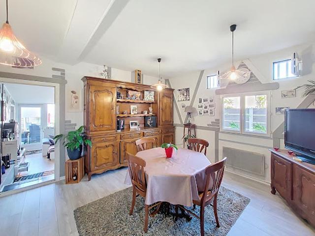Vente Maison 7 pièces 154 m2 Pomarez