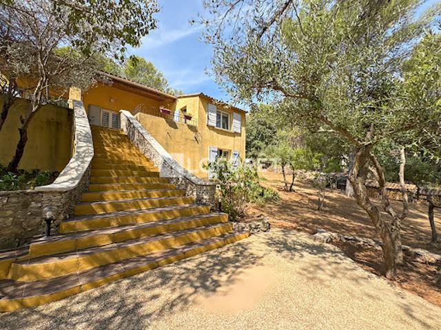 Vente Maison 7 pièces 155 m2 Nimes