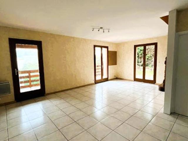 Vente Maison 7 pièces 155 m2 Champcevinel