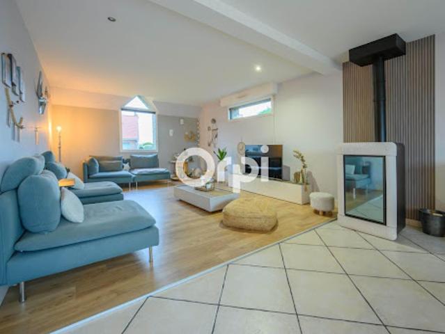 Vente Maison 7 pièces 155.73 m2 Hazebrouck
