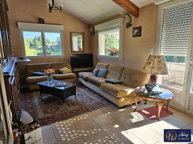 Vente Maison 7 pièces 156 m2 Bugeat