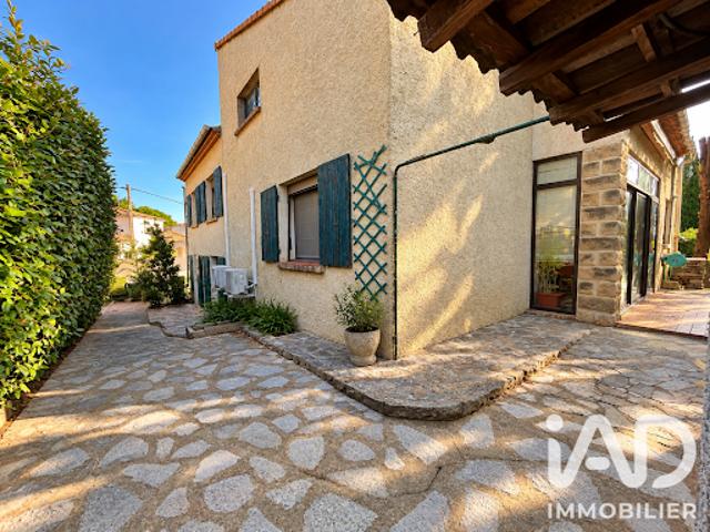 Vente Maison 7 pièces 156 m2 Bagnols sur ceze