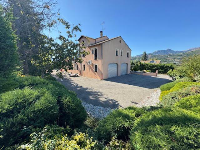 Vente Maison 7 pièces 156.29 m2 Curbans