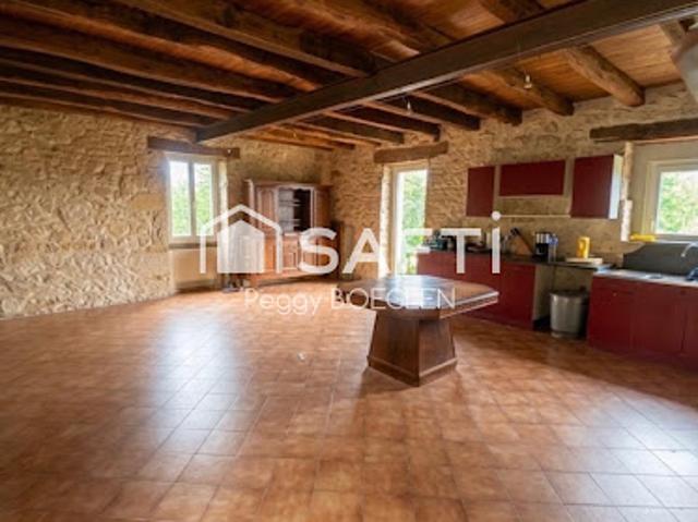 Vente Maison 7 pièces 156 m2 Francoulès