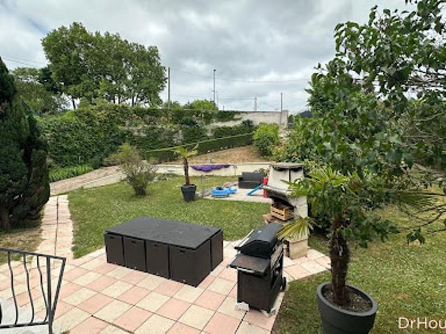 Vente Maison 7 pièces 156 m2 Limay