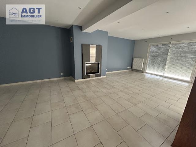Vente Maison 7 pièces 156 m2 Saint Aubin en Bray