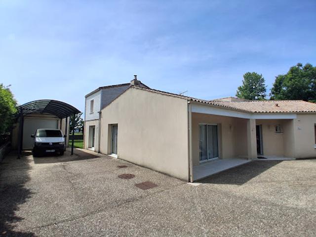 Vente Maison 7 pièces 156 m2 Saint Agnant