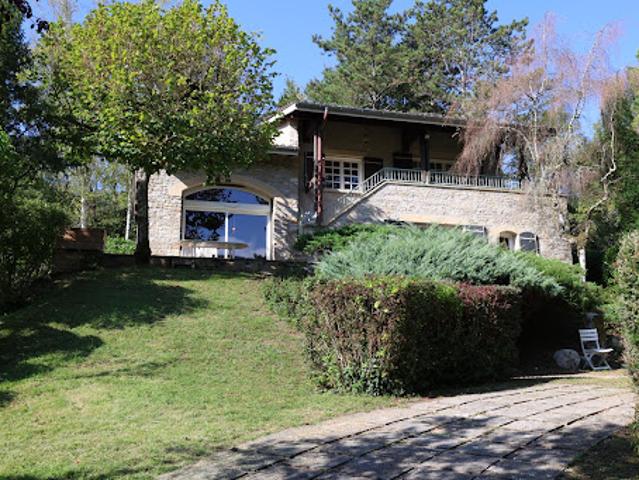 Vente Maison 7 pièces 156 m2 Thoirette