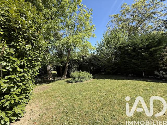Vente Maison 7 pièces 156 m2 Vaux le Pénil