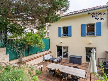 Vente Maison 7 pièces 156.12 m2 Lyon 4ème