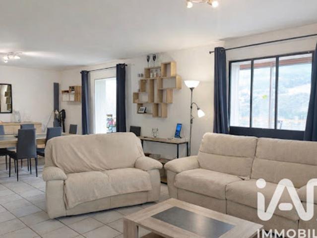 Vente Maison 7 pièces 157 m2 La Salle en Beaumont