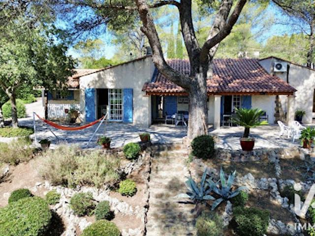 Vente Maison 7 pièces 157 m2 Roquebrune sur Argens