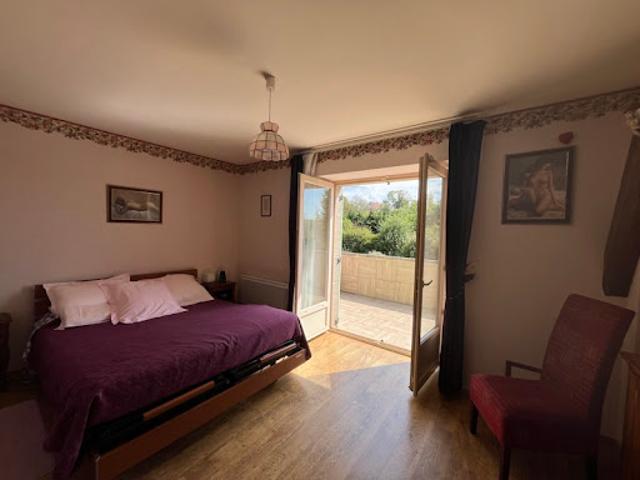 Vente Maison 7 pièces 157 m2 Saint Chabrais
