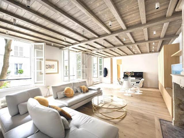 Vente Maison 7 pièces 157.32 m2 Paris 7ème