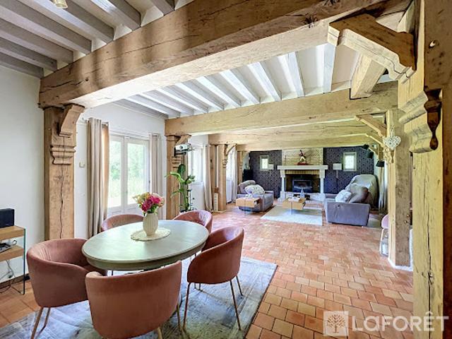Vente Maison 7 pièces 158 m2 Grangues