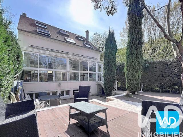 Vente Maison 7 pièces 158 m2 Le chesnay