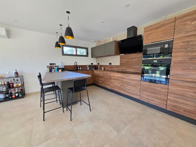 Vente Maison 7 pièces 158 m2 Santa Lucia di Moriani