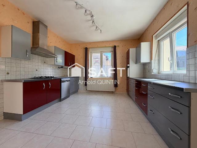 Vente Maison 7 pièces 159 m2 Ville devant Chaumont