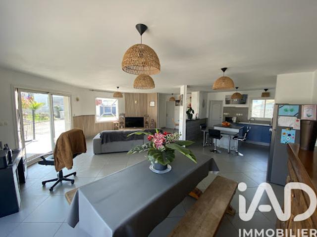Vente Maison 7 pièces 150 m2 Margaux