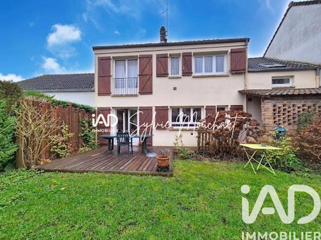 Vente Maison 7 pièces 150 m2 Maurepas