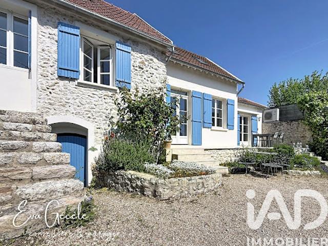 Vente Maison 7 pièces 150 m2 Montchauvet