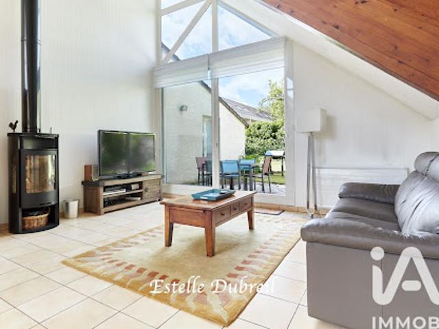 Vente Maison 7 pièces 150 m2 Montigny le Bretonneux