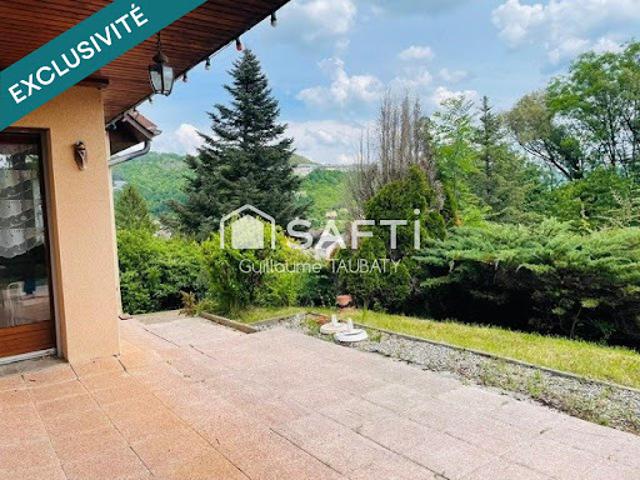 Vente Maison 7 pièces 150 m2 Ornans