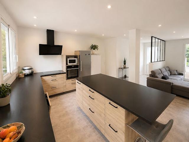 Vente Maison 7 pièces 150 m2 Atur