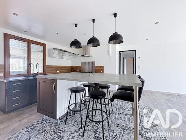 Vente Maison 7 pièces 150 m2 Bernay