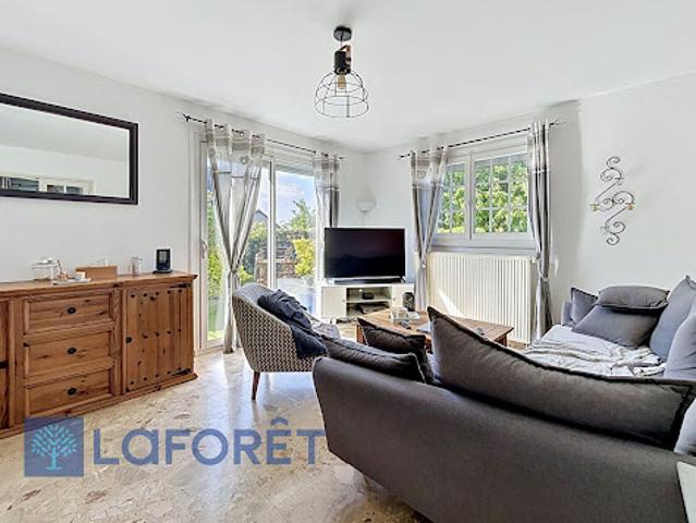 Vente Maison 7 pièces 150 m2 Caugé