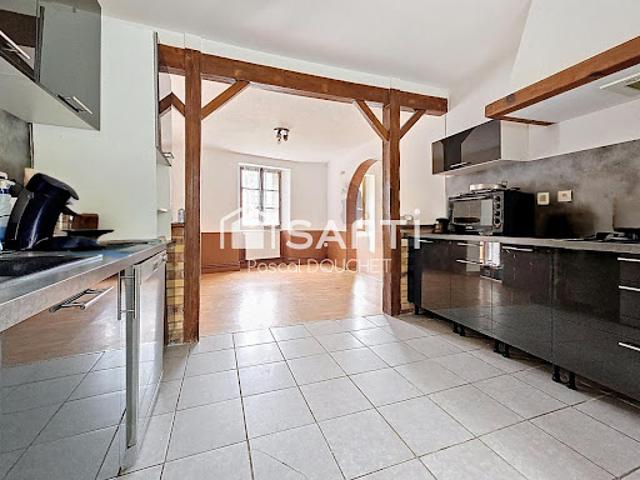 Vente Maison 7 pièces 150 m2 Coulonges Cohan