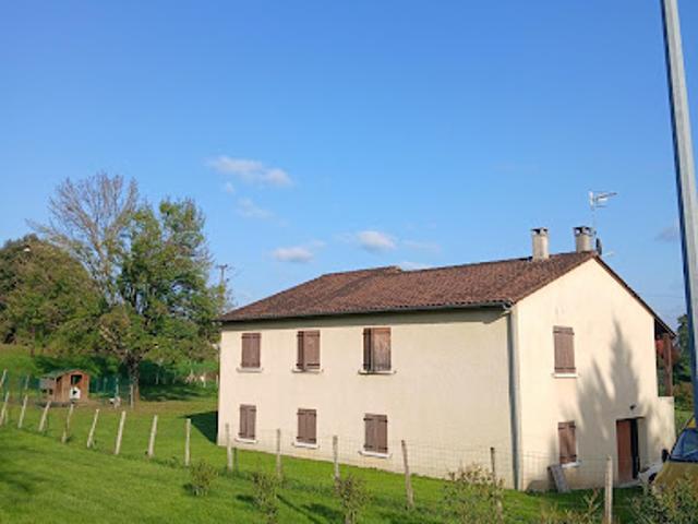 Vente Maison 7 pièces 150 m2 Douzillac