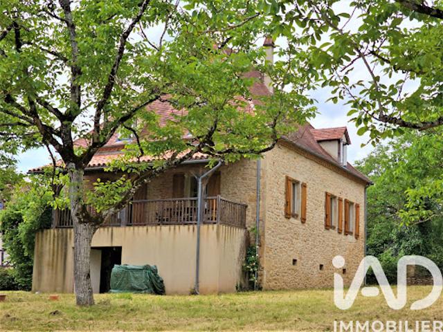 Vente Maison 7 pièces 150 m2 Loubressac