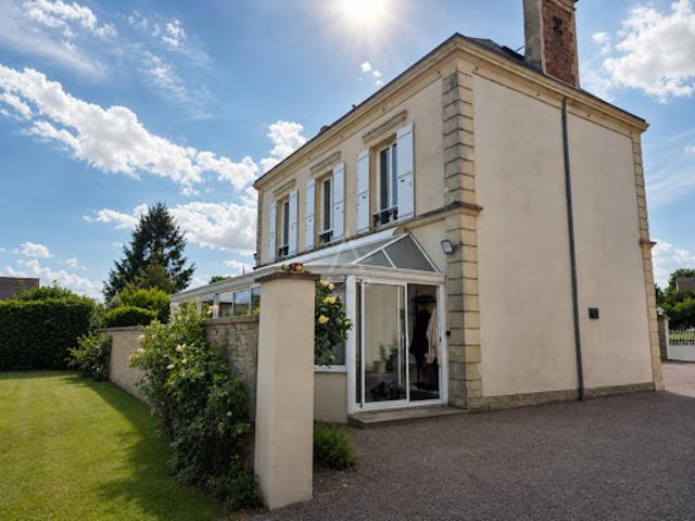 Vente Maison 7 pièces 150 m2 Petiville