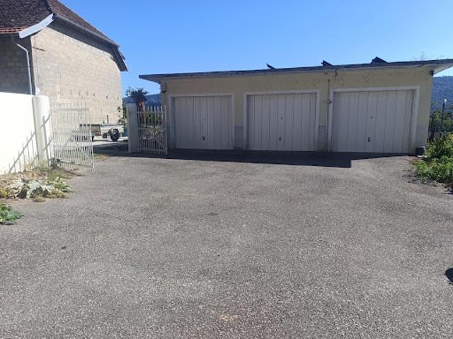 Vente Maison 7 pièces 150 m2 Peyrieu