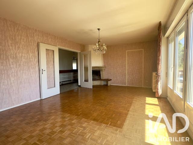 Vente Maison 7 pièces 150 m2 Pouilly