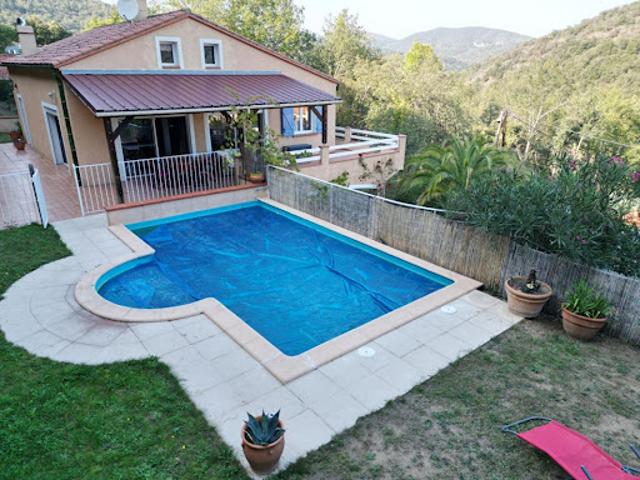 Vente Maison 7 pièces 150 m2 Reynès