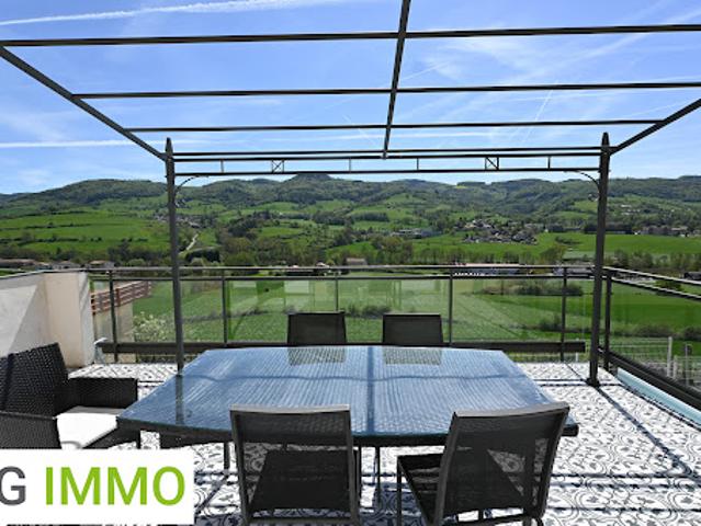 Vente Maison 7 pièces 150 m2 Saint Laurent de Chamousset