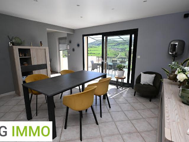 Vente Maison 7 pièces 150 m2 Saint Laurent de Chamousset