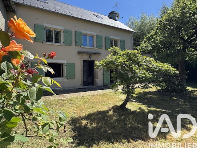 Vente Maison 7 pièces 150 m2 Villefranche de Panat